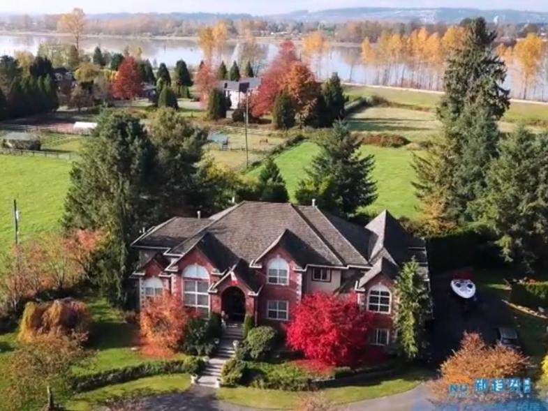 Cedar Manor Bed And Breakfast Pitt Meadows Extérieur photo