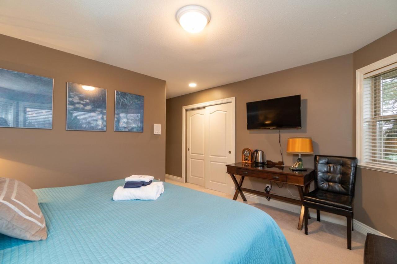 Cedar Manor Bed And Breakfast Pitt Meadows Extérieur photo