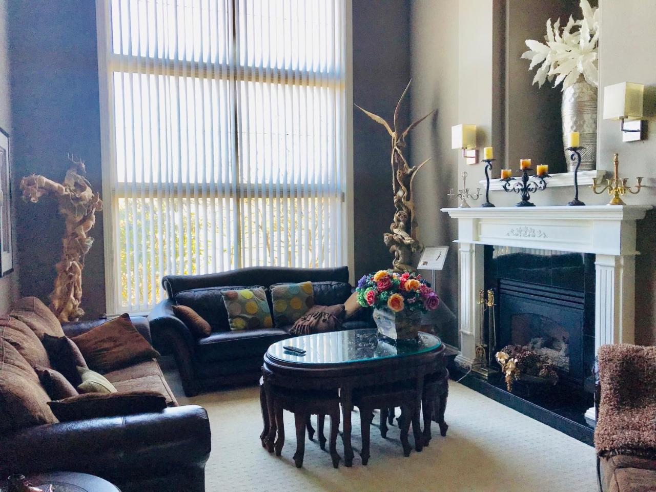 Cedar Manor Bed And Breakfast Pitt Meadows Extérieur photo