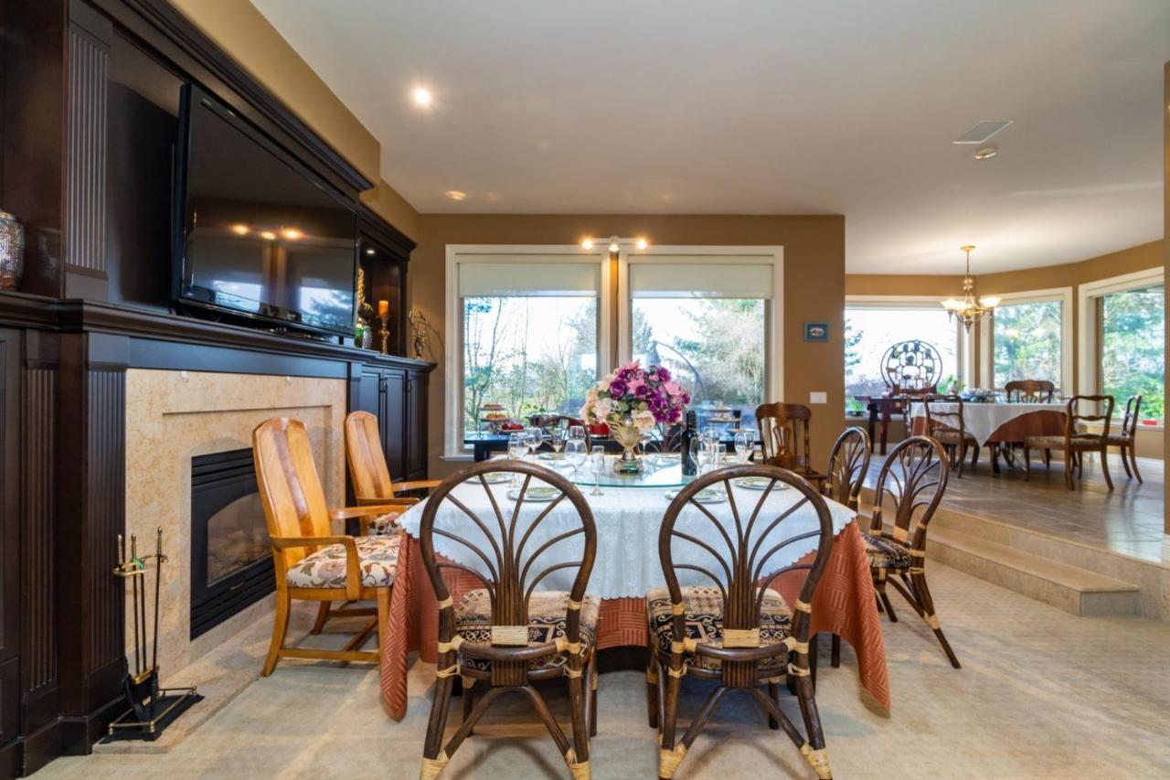 Cedar Manor Bed And Breakfast Pitt Meadows Extérieur photo
