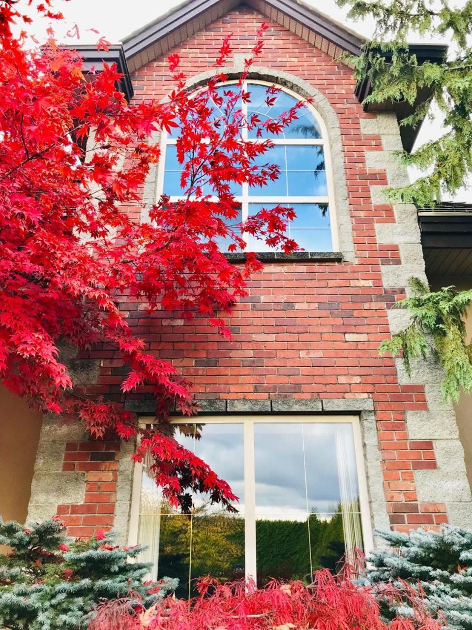 Cedar Manor Bed And Breakfast Pitt Meadows Extérieur photo