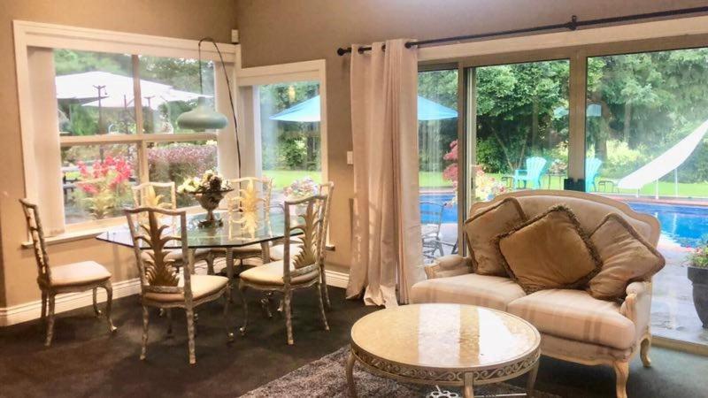 Cedar Manor Bed And Breakfast Pitt Meadows Extérieur photo